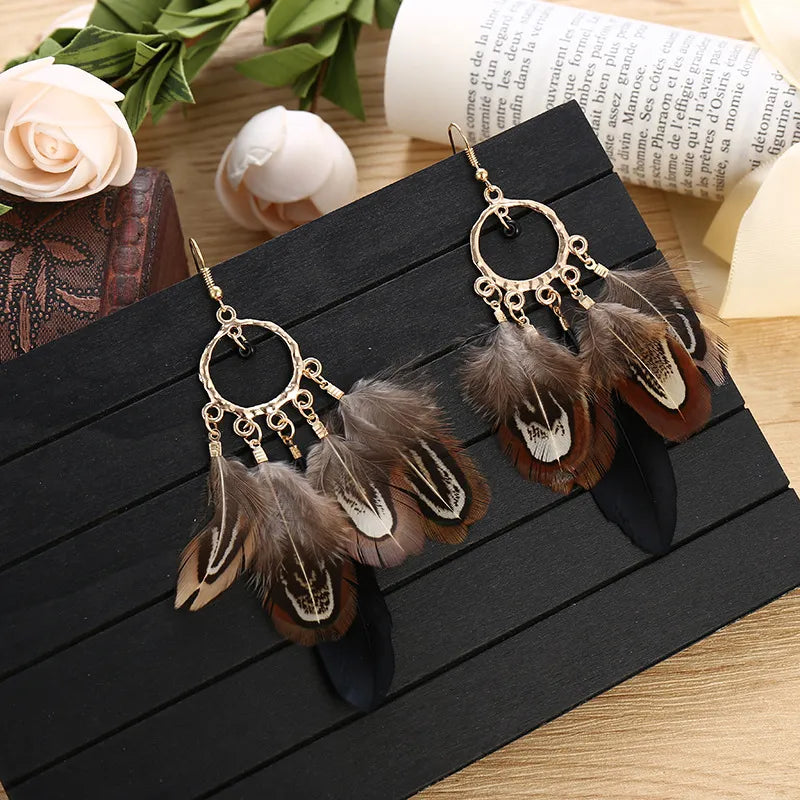 New Round Beaded Feather Tassel Earrings Women's  Fashion Simple Bohemain Ethnic Long Earrings As A Gift To A Friend